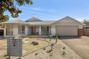 Island Beach Retreat, Torquay